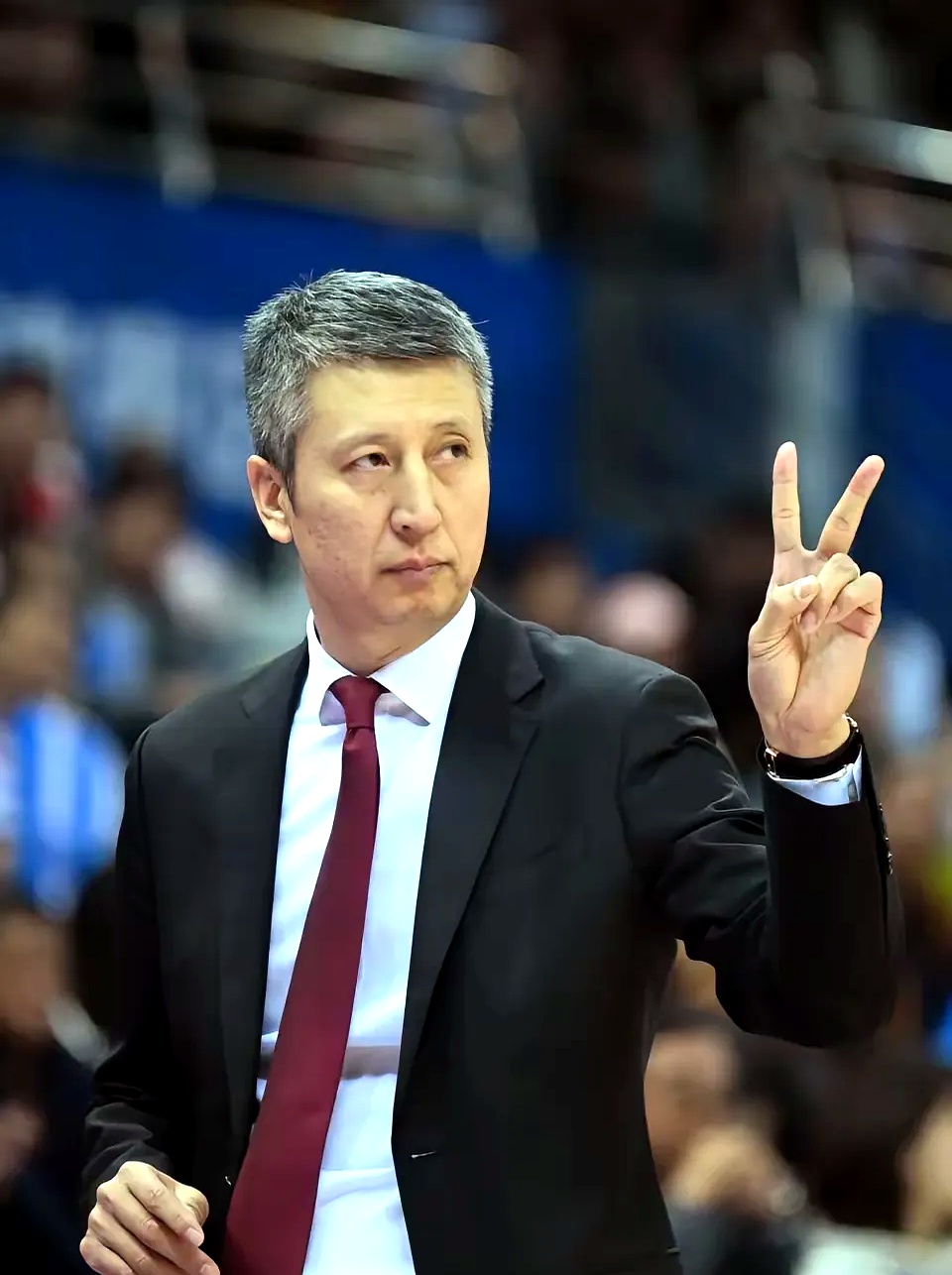 深圳男篮训练开放日;窗口期豪取连胜引欢呼;法甲在即;球队文化再被提及的简单介绍-友博官网