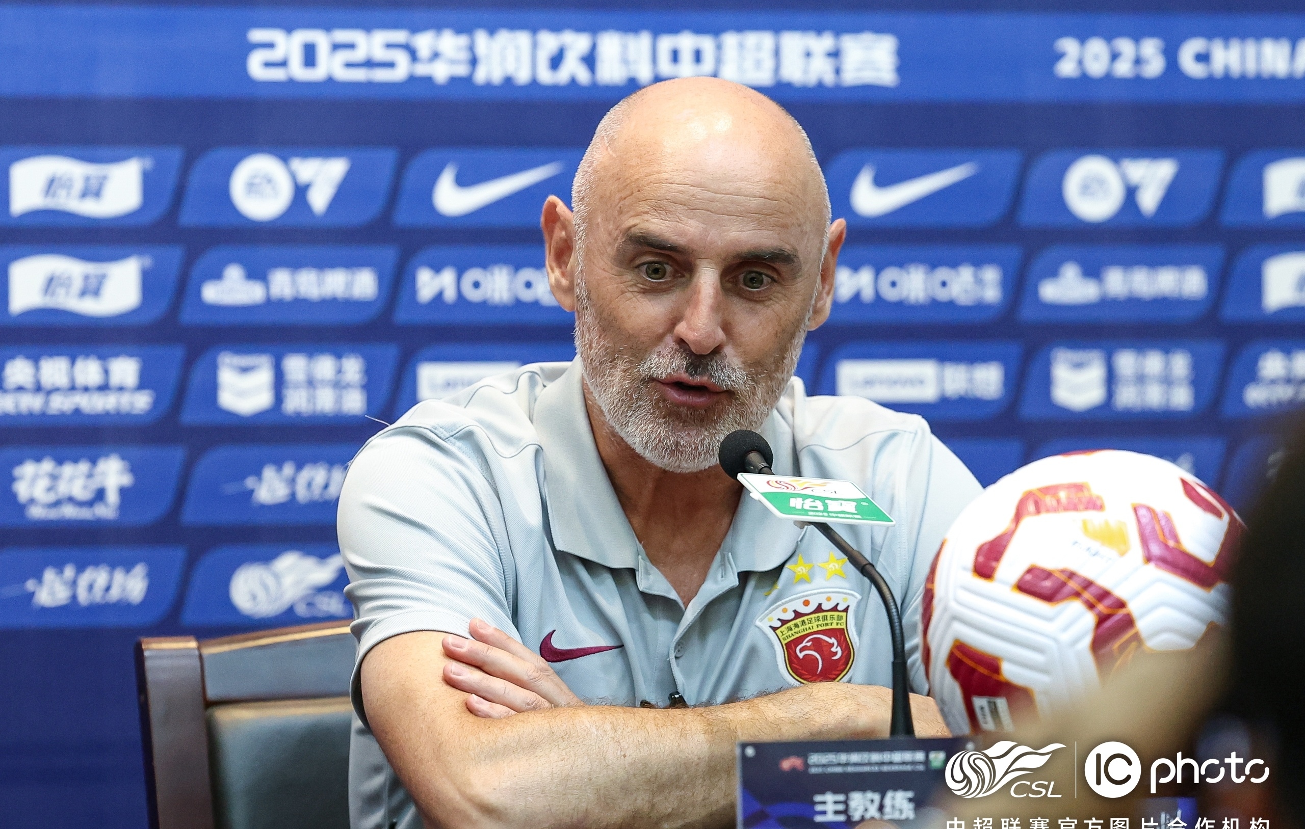 风云突变！上海海港赛前内部沟通，社区盾版图或变，质疑声仍在，年轻球员得到机会的简单介绍-友博平台