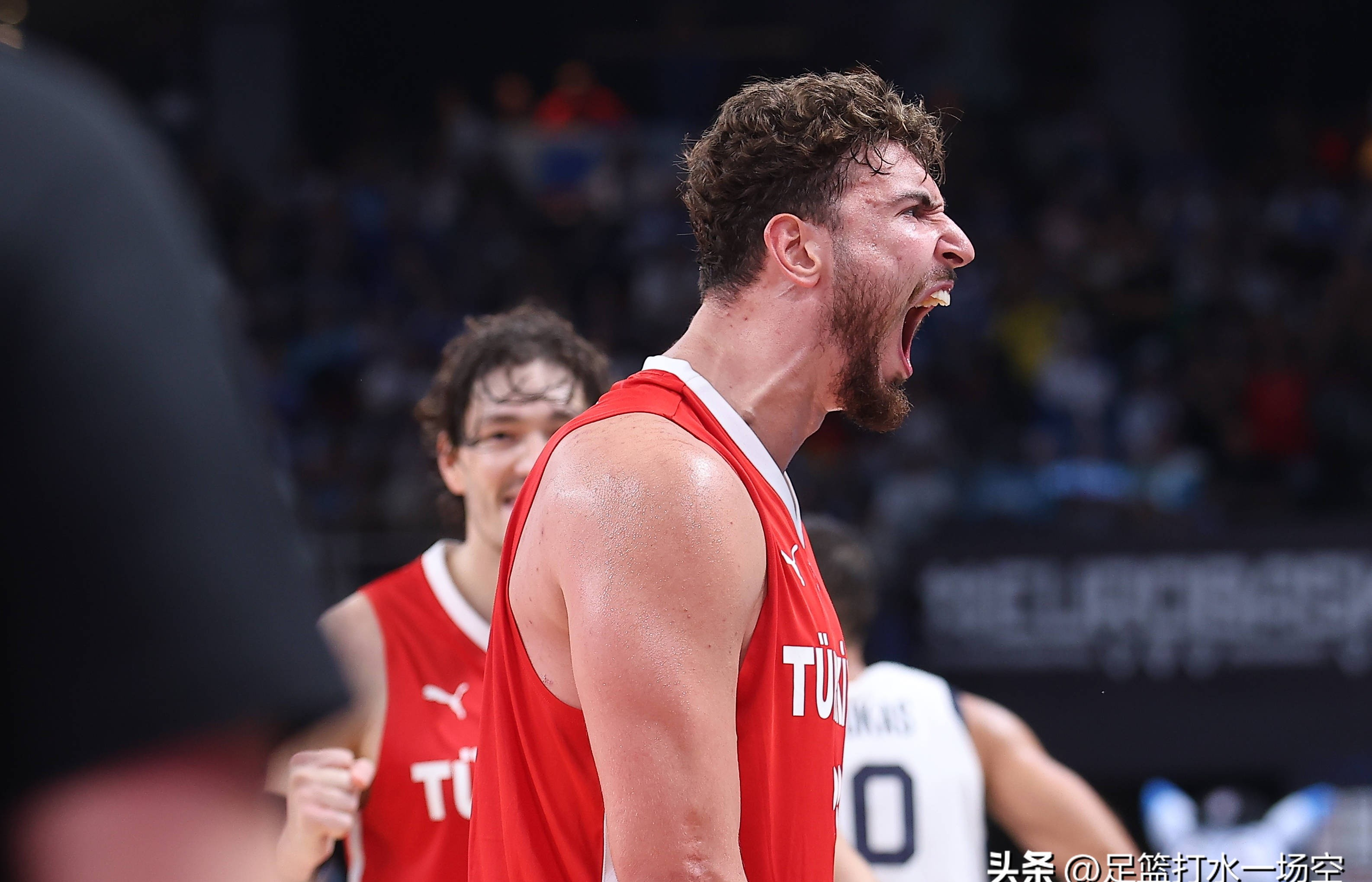 包含欧篮联赛程吃紧，毕尔巴鄂竞技今晨豪取连胜，目标明确，控场能力受关注的词条-友博体育